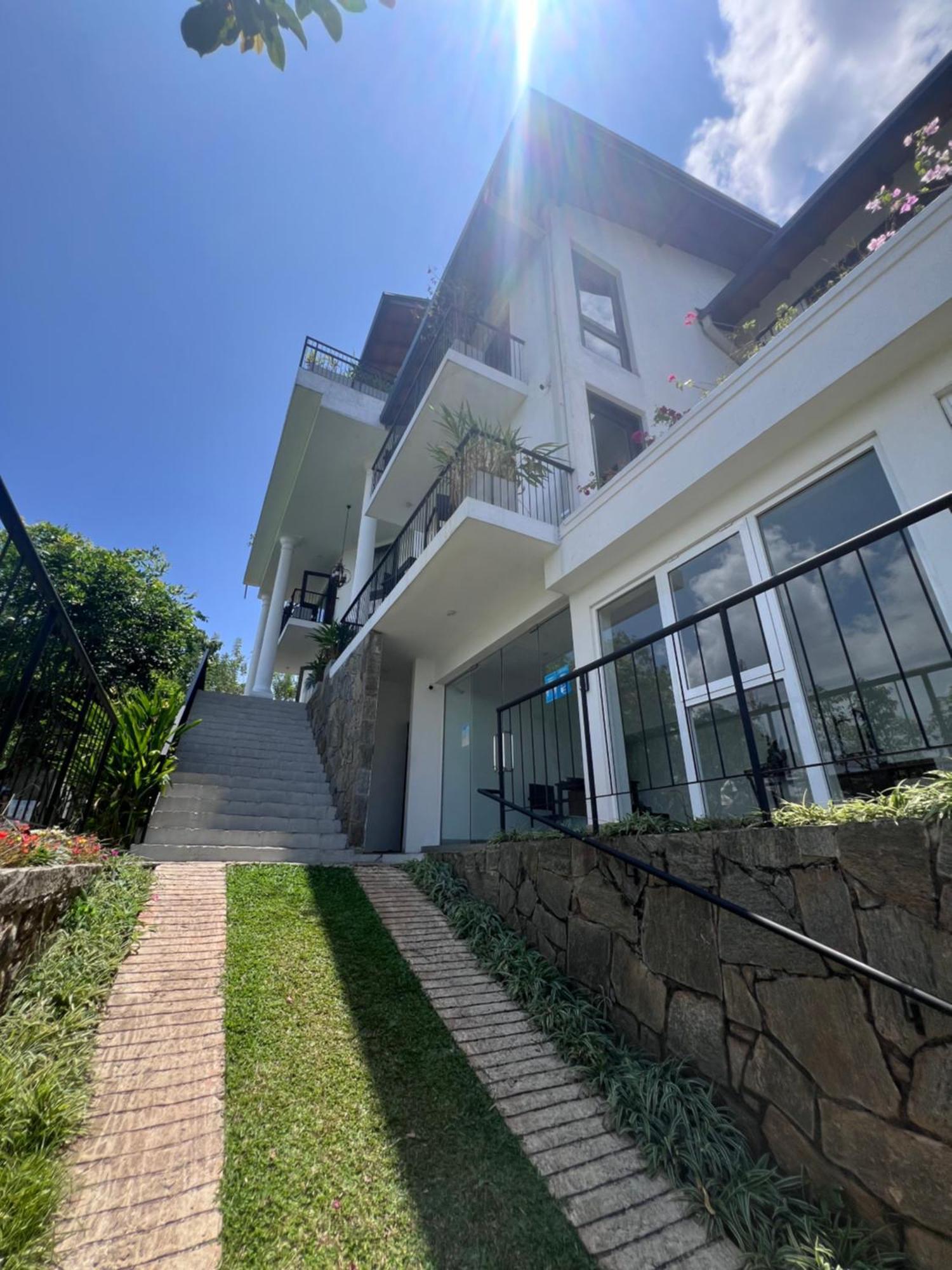Lodge 88th Hanthana Kandy